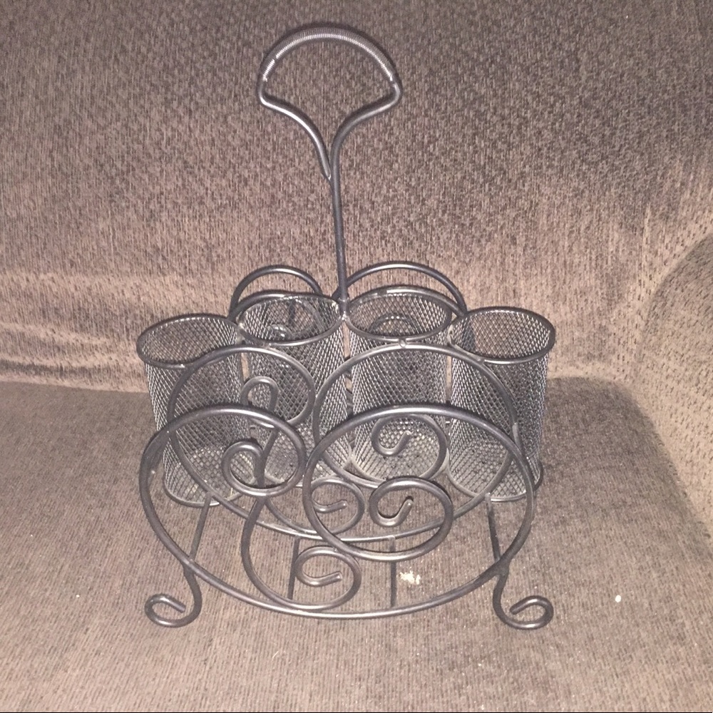 Plate/Silverware Holder